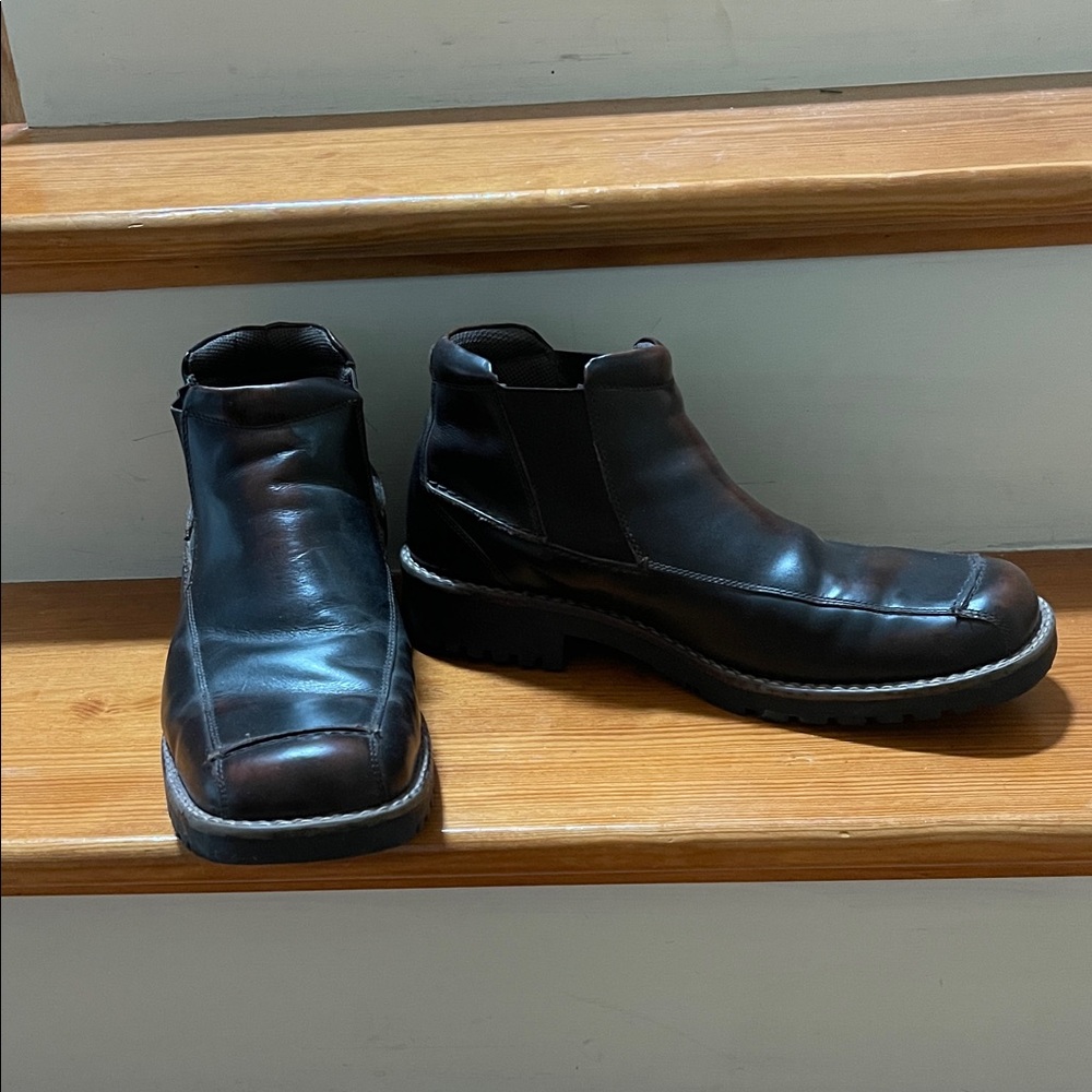 Men's Brown Leather Chelsea Boots